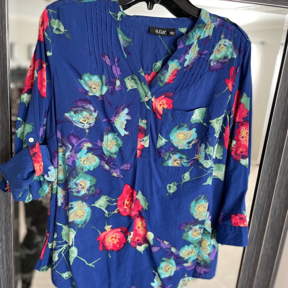 Women’s A.N.A. Blouse Size Large